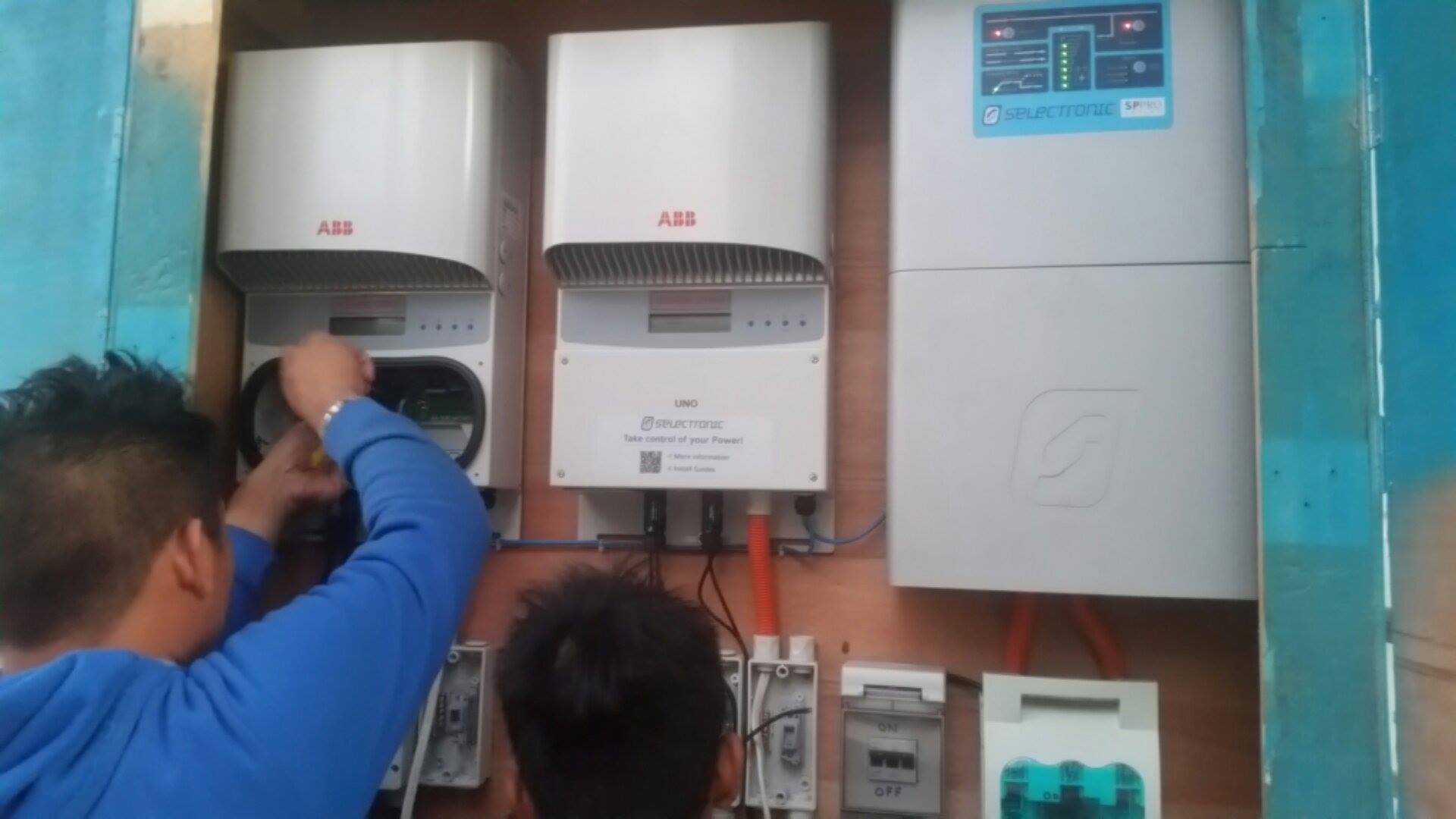 Selectronic Sp Pro with ABB inverters